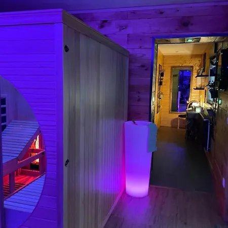 Love Room 3* Сент-Аман-лез-О