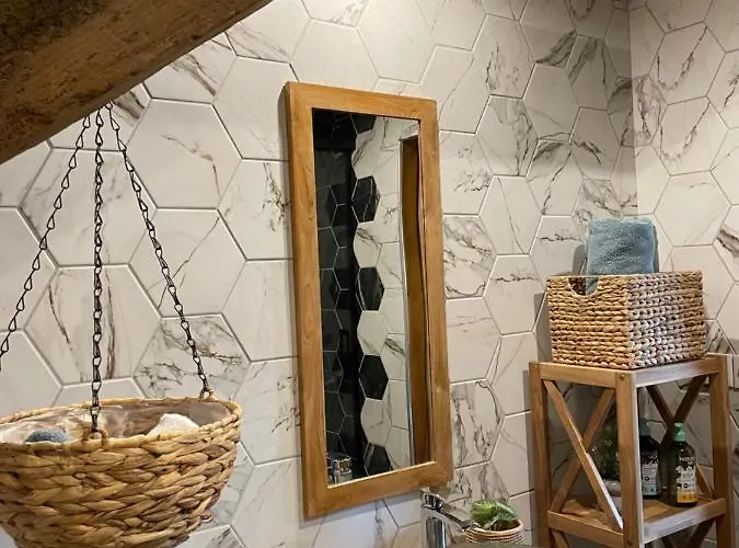 Love Room 생타망레조